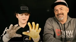 Bruce Bolt PREMIUM PRO Short Cuff Batting Gloves: Navy -Baseball Sale Store BruceBoltVideo2 ef458b17 a254 4743 b223 380fc4742ab0