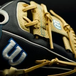 2023 Wilson A2000 South Region SM 11.5" Spin Control Infield Baseball Glove: WBW101301115 -Baseball Sale Store WBW101301115 4